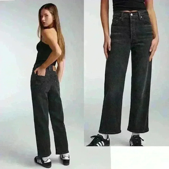 Levis Aritzia  Ribcage Straight Ankle Stretched Jean size 25 - Picture 1 of 11